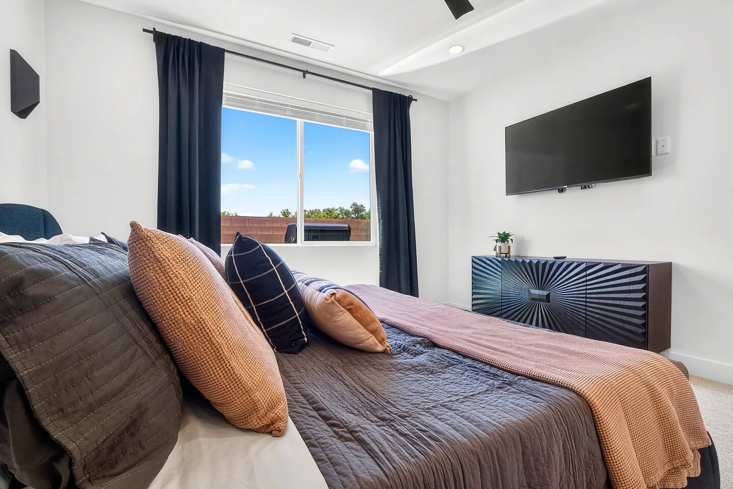 All photos photo 22