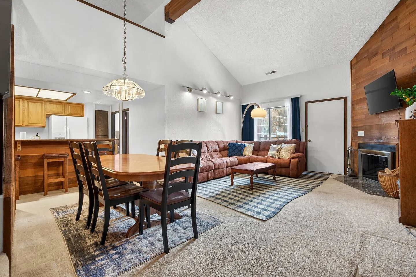 All photos photo 61
